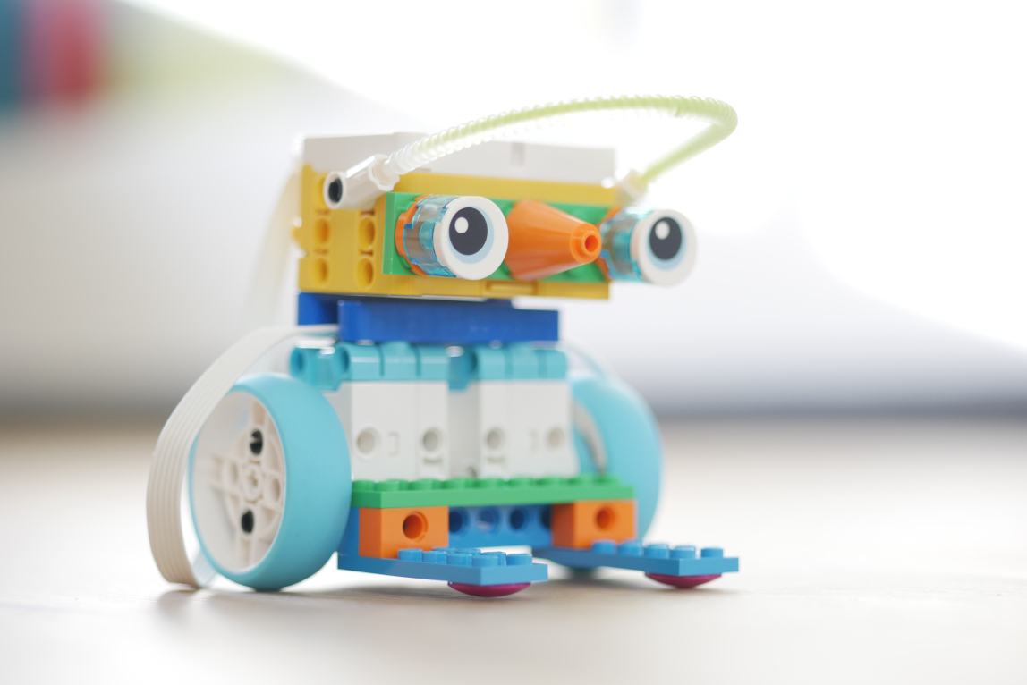 mit Lego Spike Prime kannst Du schon mit Grundschüler/-innen richtig kreativ werden.&nbsp;