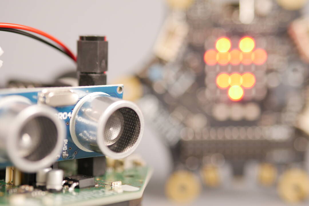 CalliopeMini3 und Calli:bot2 sind ein niedrigschwelliger Einstieg in das Coding.&nbsp;&nbsp;